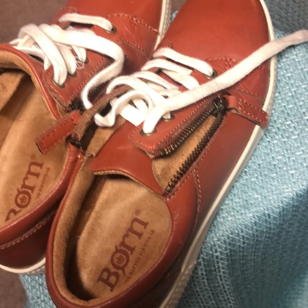 Born Paloma Sneakers size 7M - Picture 5 of 7